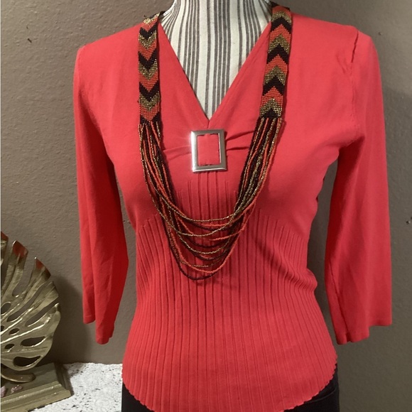 FINITY Red Long Sleeve Top SIZE M - Picture 3 of 7